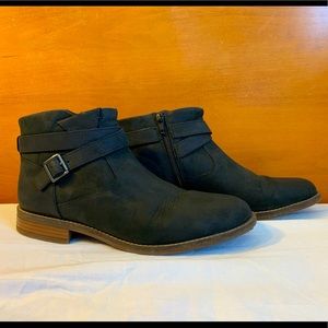 Clarks Camzin Dime Bootie
